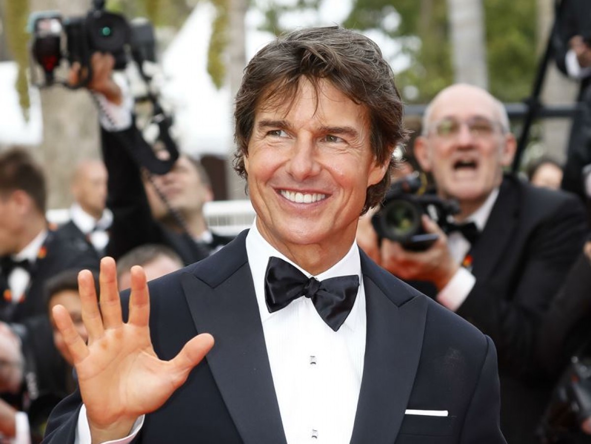 祝60歳!トム・クルーズの誕生日に『M:I』監督が最新超絶スタント写真公開