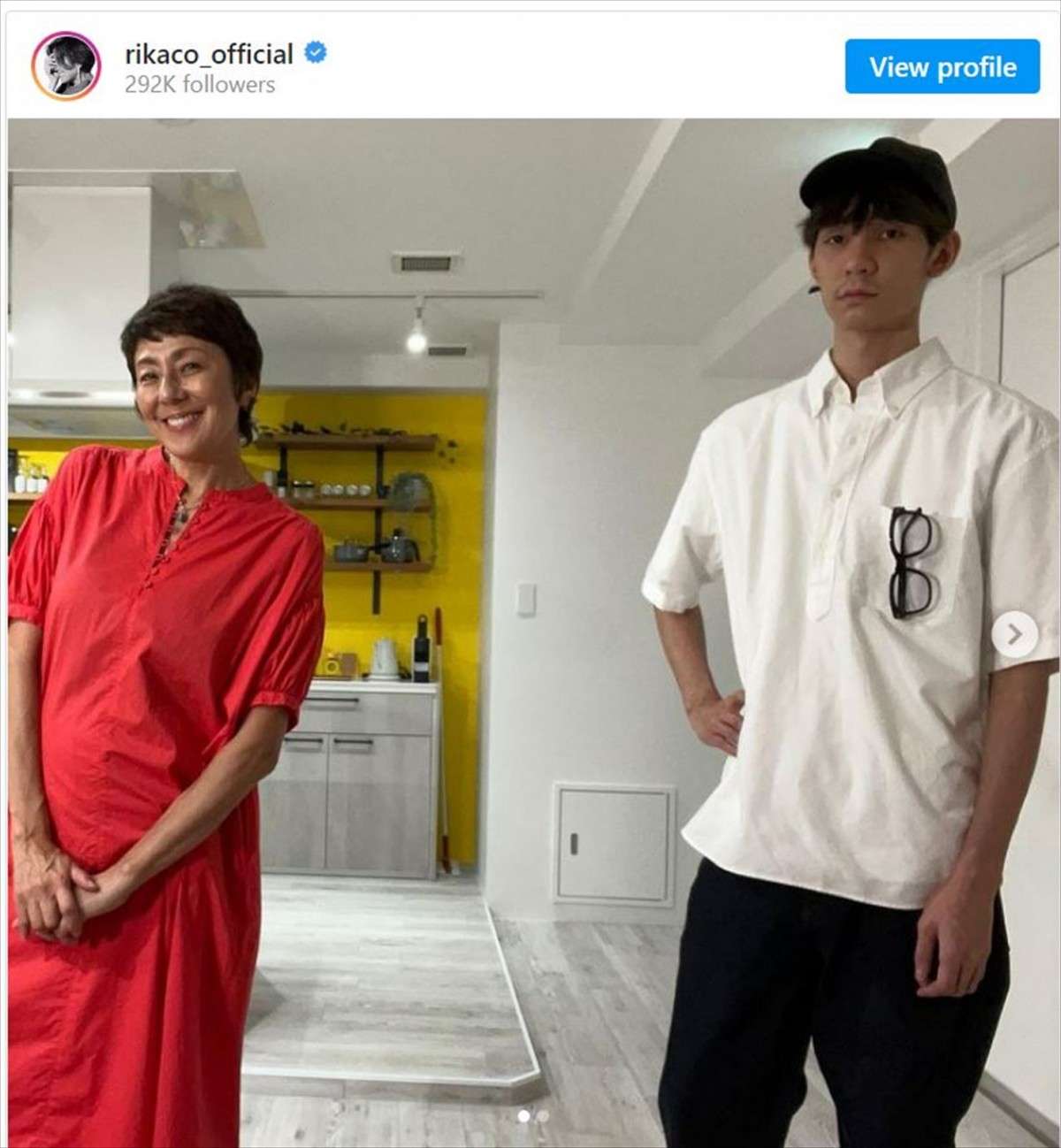 長男・樹さんとの2ショットを公開したRIKACO ※「RIKACO」インスタグラム