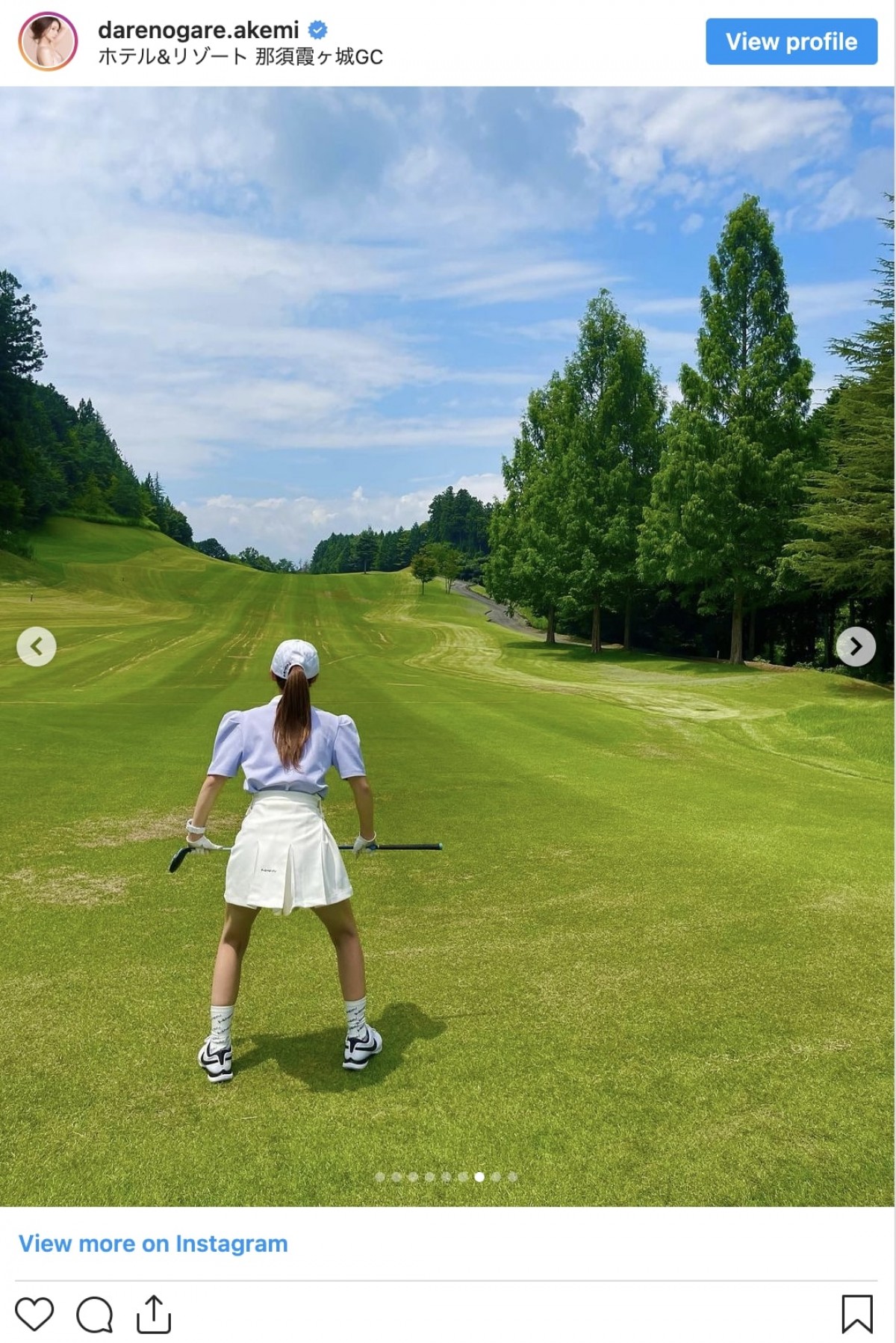 ダレノガレ明美、ミニスカゴルフウェアでゴルフ満喫「3ヶ月でスコア98！」