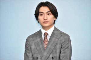 金子大地、月10ドラマ『魔法のリノベ』制作発表会見に登場