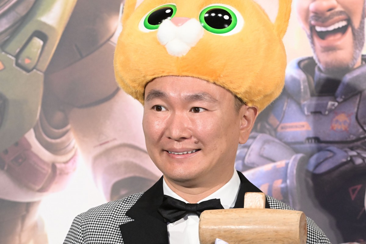 鈴木亮平、自分とバズの共通点は「アゴがしっかりしてるんです」