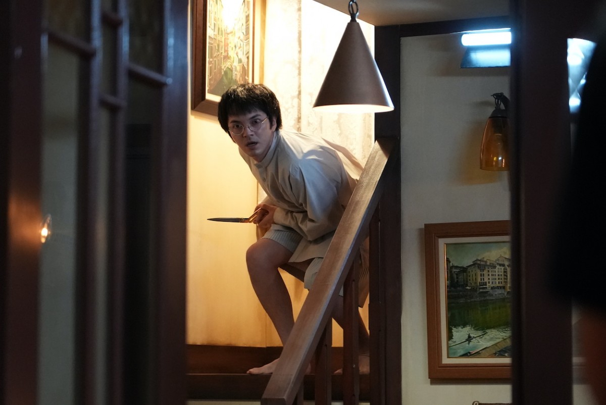 『初恋の悪魔』「あなた誰？」“星砂”松岡茉優の豹変ぶりにネット騒然「二重人格？」