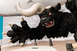 名古屋で「大ベルセルク展」開催！　連載時の直筆原稿やカラー原稿など展示