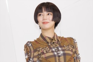 池田エライザ、映画『ハウ』公開記念舞台あいさつに登場