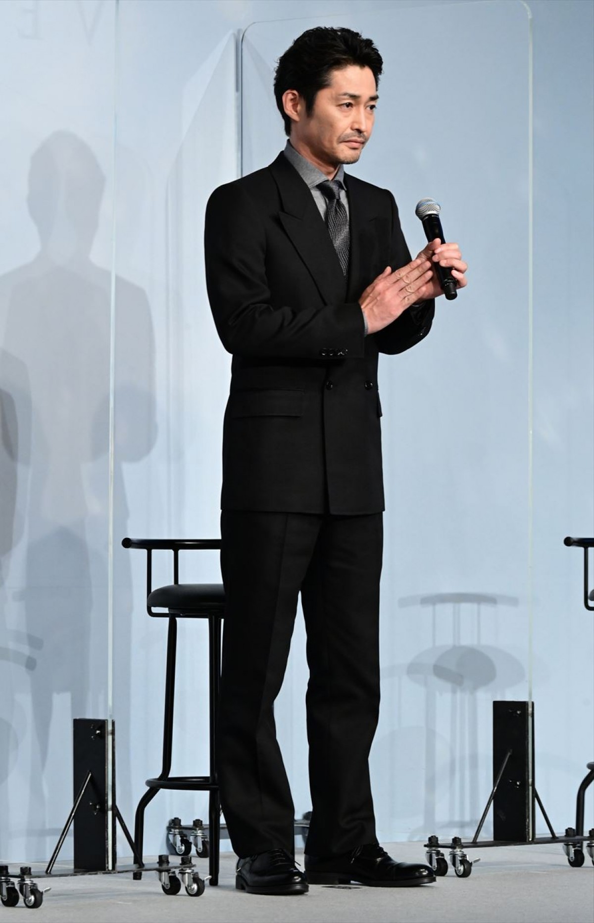 二宮和也、『ラーゲリより愛を込めて』でロシア語にトライ　中島健人も人生初の丸刈り＆ふんどしに挑戦