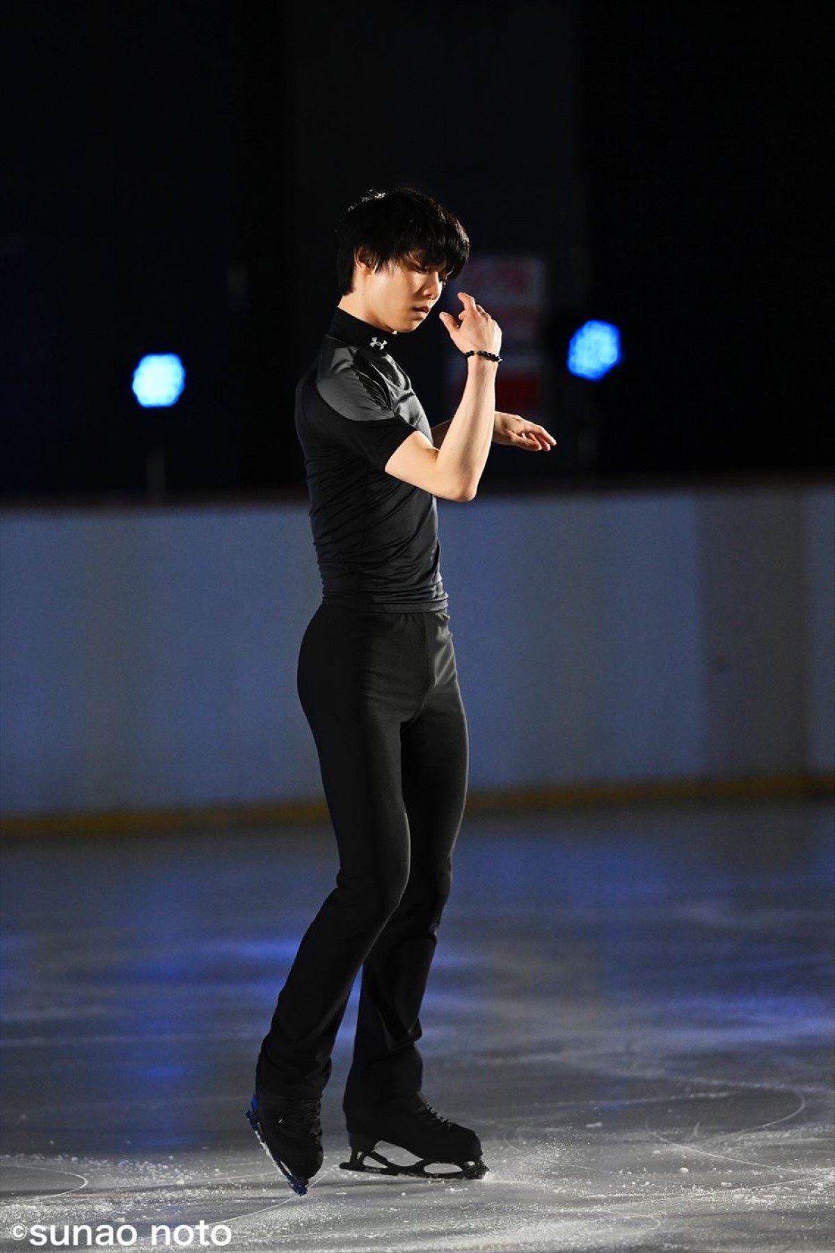 羽生結弦、『24時間テレビ45』でプロ転向後テレビ初演技　想いを込めたSPアイスショー