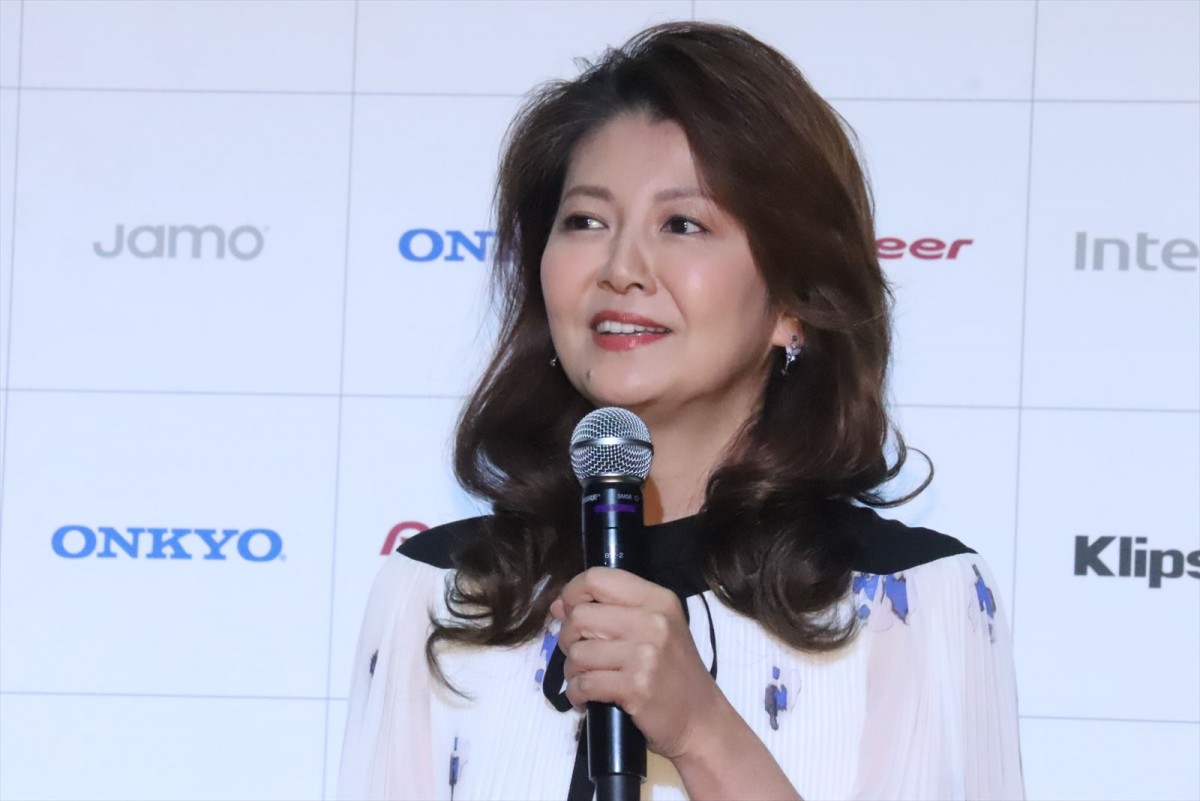 南野陽子、自身の懐かしい動画＆グッズを見て「10代の私がいました」と照れ笑い