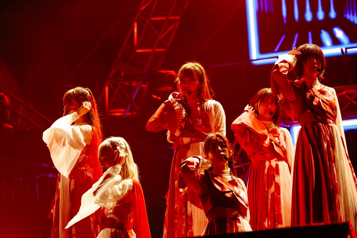 櫻坂46・尾関梨香＆原田葵が卒業セレモニー　7年間のアイドル活動に感謝