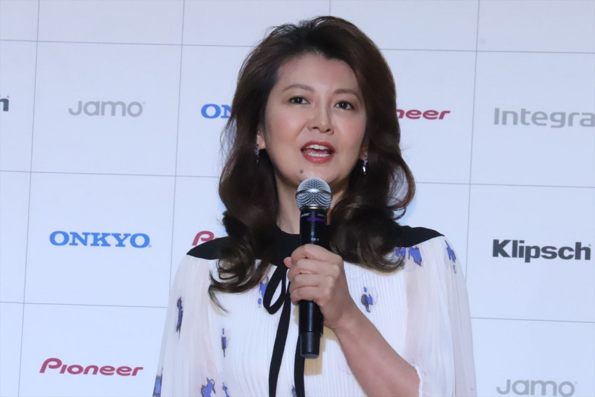 南野陽子、自身の懐かしい動画＆グッズを見て「10代の私がいました」と照れ笑い