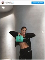 MARC JACOBSコーデを披露したみちょぱ ※「みちょぱ（池田美優）」インスタグラム