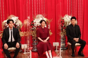 『FNSドラマ対抗 お宝映像アワード』に出演する（左から）眞栄田郷敦、長澤まさみ、鈴木亮平