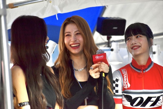 写真）LE SSERAFIM、「KCON」ブースに登場！ 宮脇咲良、集まった