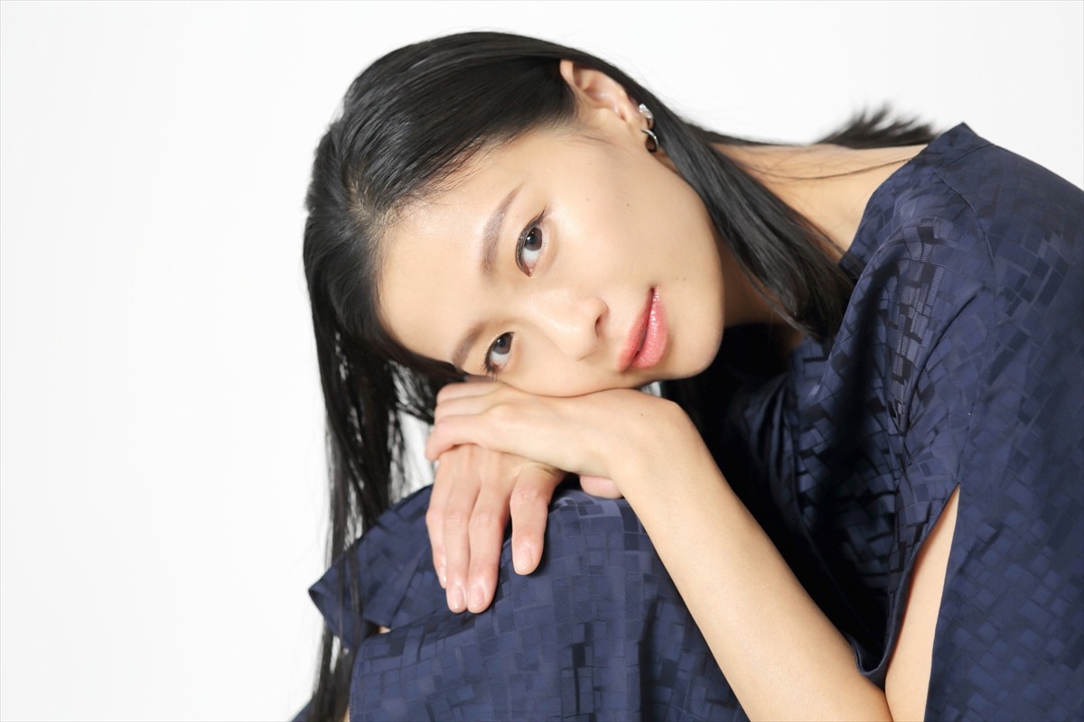 榮倉奈々「夫婦の問題は話し合ってもたぶん多くは答えが出ない」　じっと待てる関係が理想