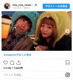 （左から）ヤスタケさん、新垣里沙　※「新垣里沙」インスタグラム