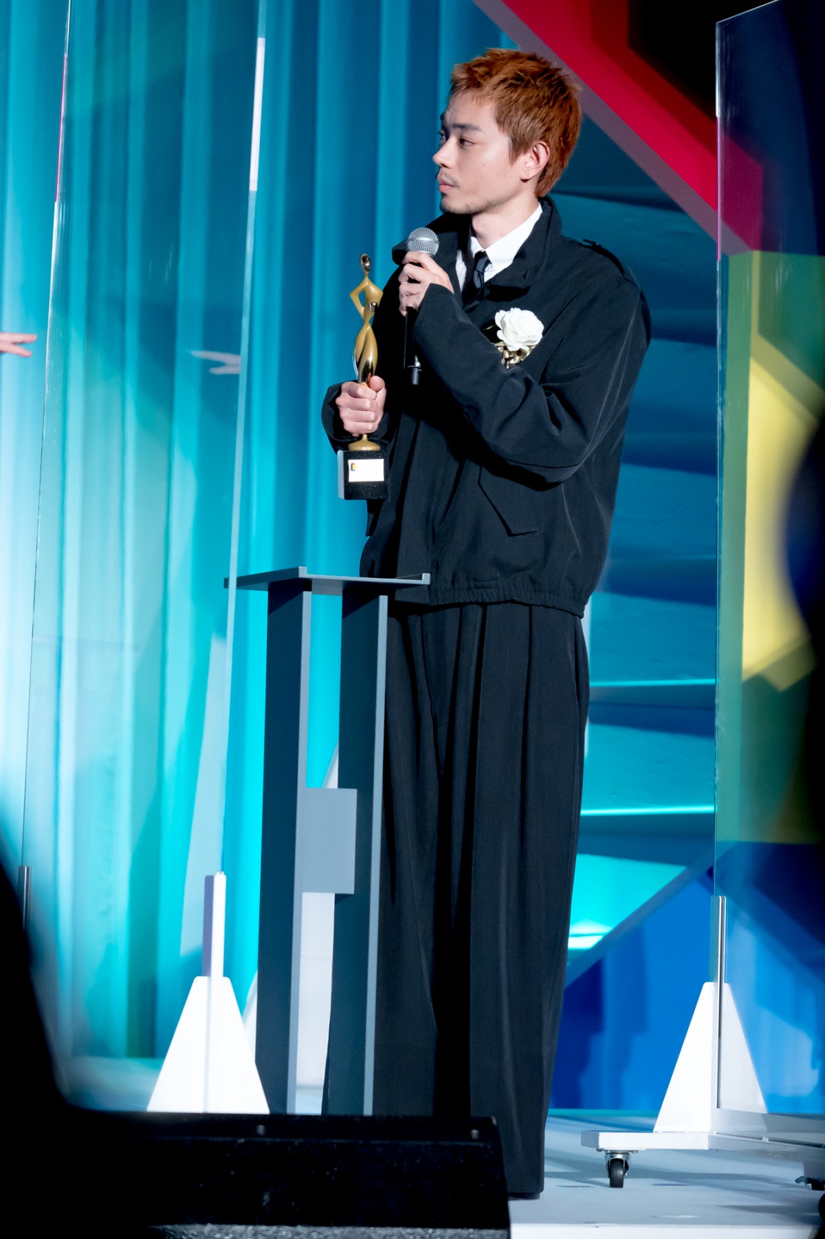 ＜ドラマアウォード2022＞オダギリジョー『カムカムエヴリバディ』で助演男優賞　楽器演奏シーンを回顧