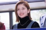 『霊媒探偵・城塚翡翠』記者会見に出席した小芝風花
