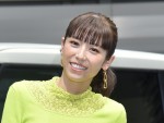 「日産ルークスカプセル」登場記念イベントに登壇した若槻千夏