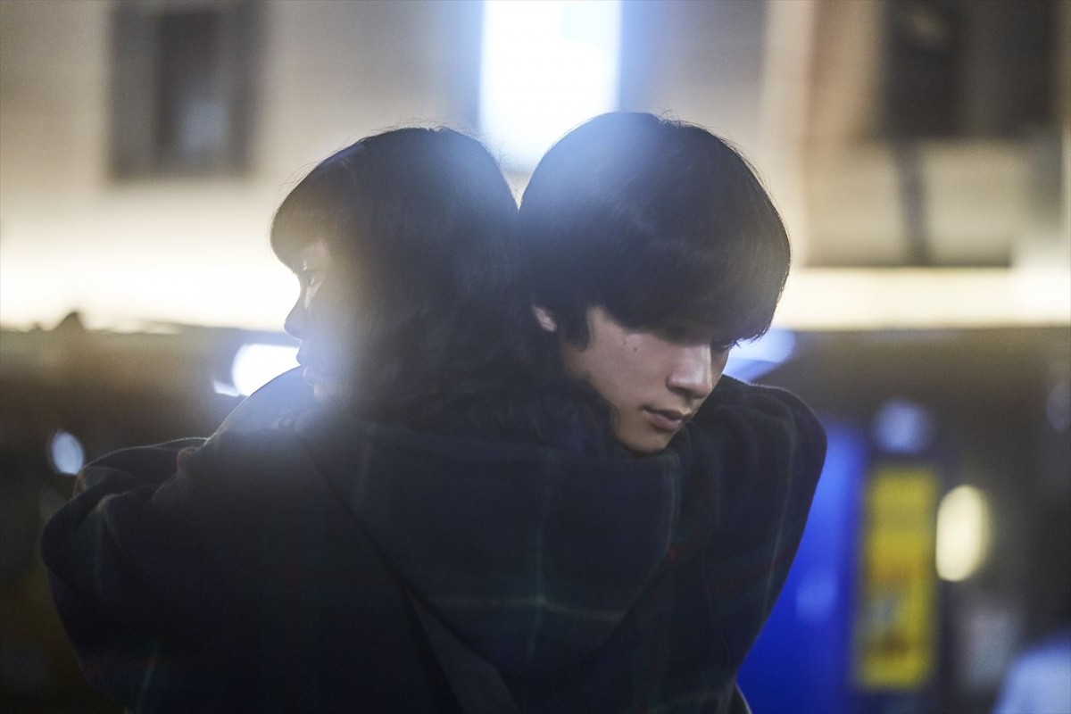 北村匠海×中川大志『スクロール』、来年2.3公開　理想と現実の間で若者たちの想いが交錯する場面写真解禁