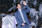 松下洸平、「『WHITE KITTE』白い森を彩る 光と音の点灯式」に登場