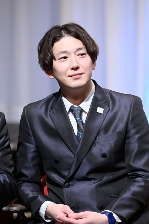 ダイヤモンド・小野竜輔、「M-1グランプリ2022」決勝進出者発表会見に登場