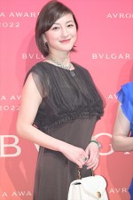 広末涼子、「BVLGARI AVRORA AWARDS 2022」ゴールデンカーペットセレモニーに登場