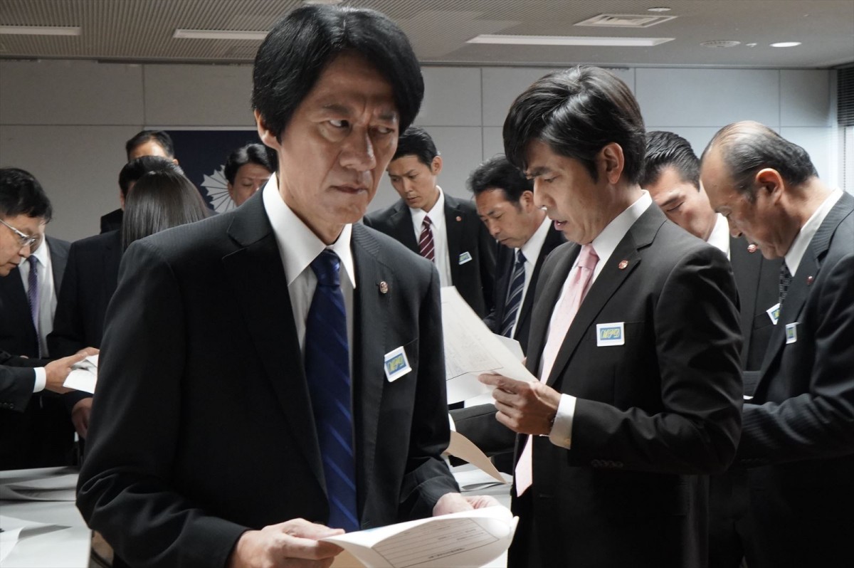 『相棒』伊丹刑事が人妻に横恋慕！　恋に揺れる男の窮地に特命係が立ち上がる