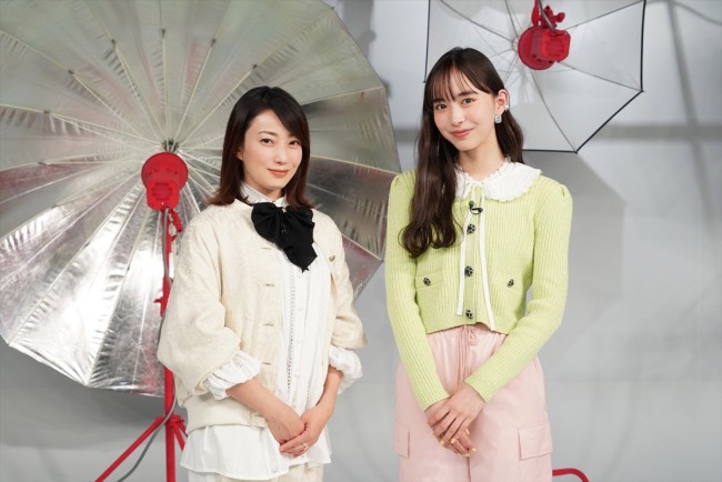 （左から）『おしゃれクリップ』で期間限定スペシャルMCを務める菅野美穂、井桁弘恵