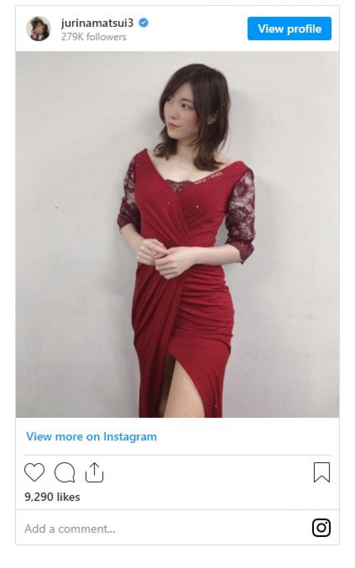 松井珠理奈、赤いドレスの大人コーデに反響「あまりにも綺麗」「いつもと違う」
