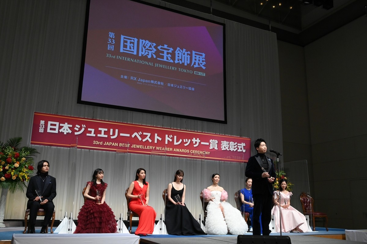 広瀬アリス、「仕事の充実、心の充実が人を輝かせる」　芦田愛菜＆佐々木希と美の競演