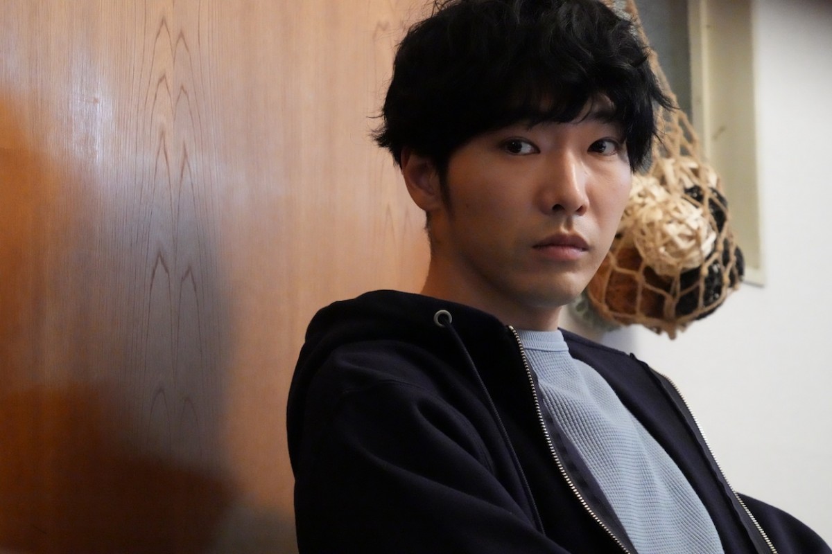 『ドクターホワイト』第3話　“白夜”浜辺美波、保護者を名乗る人物の登場に意外な反応
