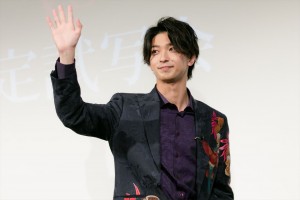 映画『嘘喰い』学生限定試写会サプライズイベントに登場した横浜流星