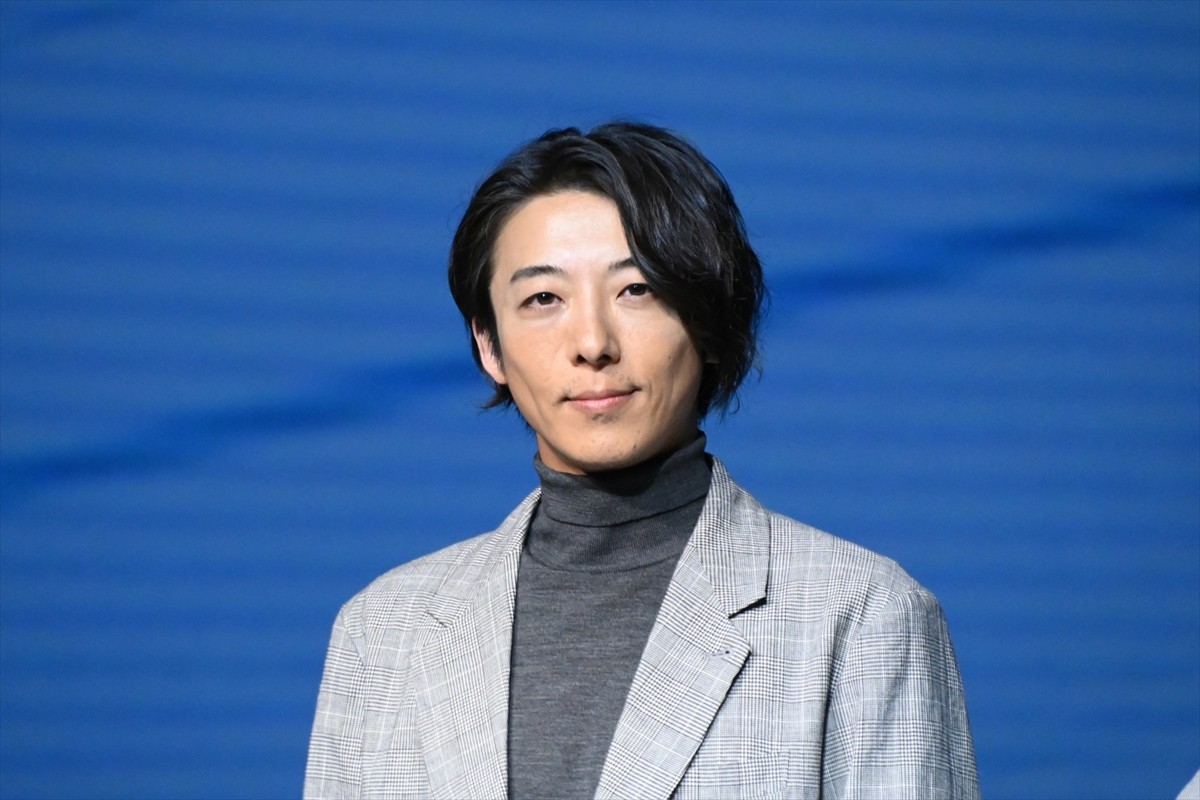 高橋一生、役作りで筋肉モリモリ→新調したスーツ作り直し　柴咲コウ「身長も伸びた？」
