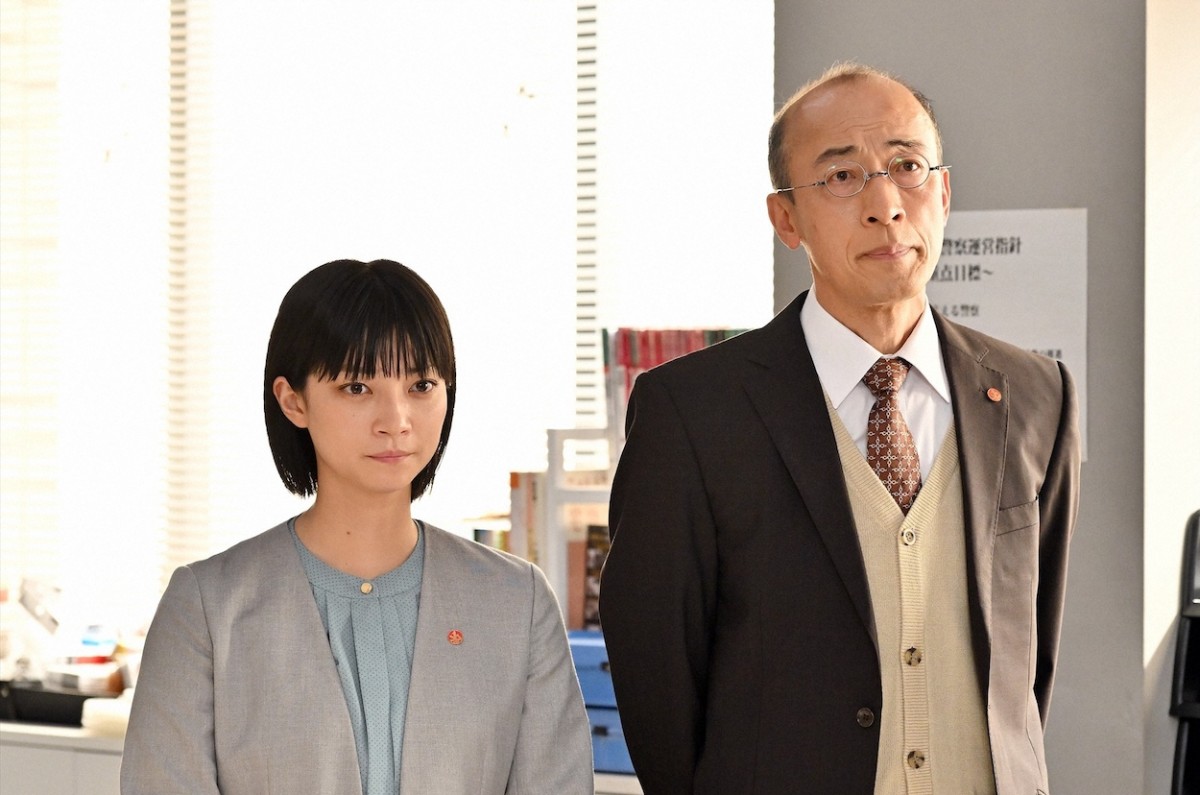 『インビジブル』“キリコ”柴咲コウ、ド派手ファッションに称賛続々「まじに美しい」