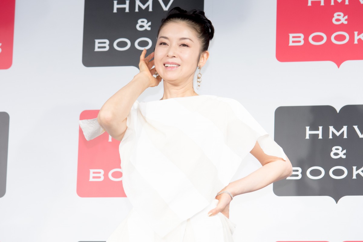 藤あや子、写真集の点数は120点　「還暦を迎えても輝き続けられる」