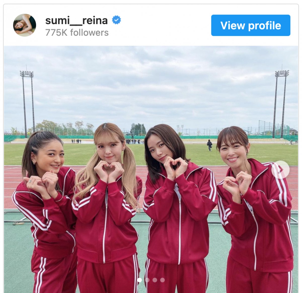 鷲見玲奈、みちょぱ＆藤田ニコル＆朝日奈央と“青春っぽい”写真に大満足