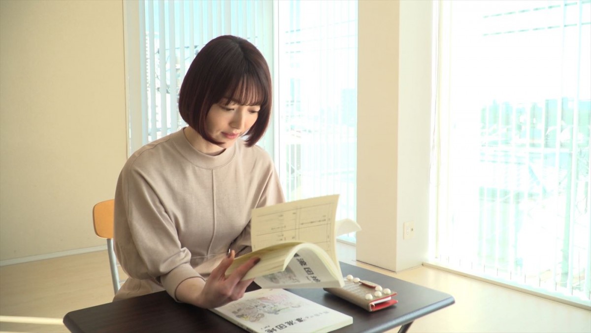 花澤香菜『情熱大陸』今夜放送　しなやかさの中にある“芯の強さ”を見つめた1年をひもとく