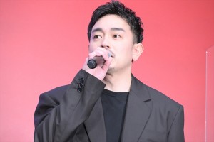 青柳翔、映画『ALIVEHOON アライブフーン』完成報告イベントに登場