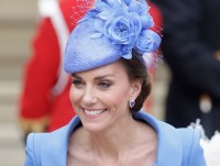 英王室キャサリン妃、全身ブルーのエレガントなコーデでガーター勲章授与式に