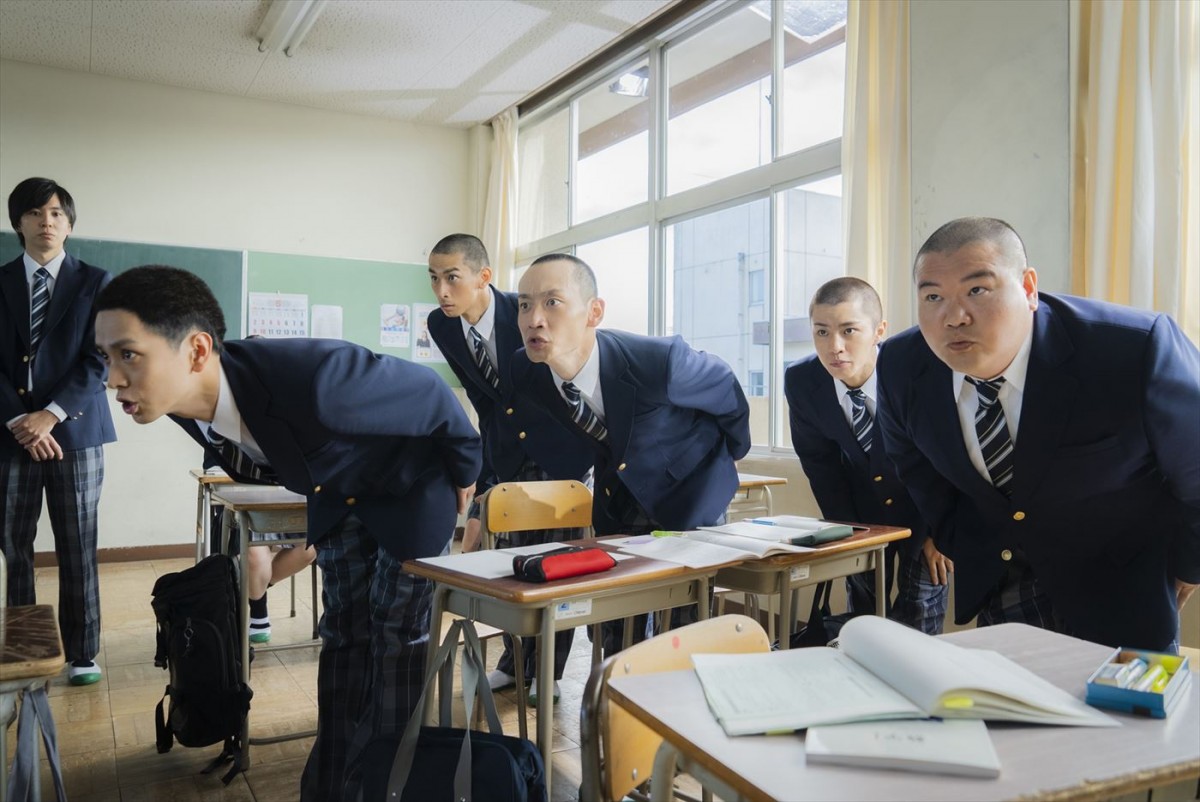 主題歌は電気グルーヴ！　醍醐虎汰朗＆黒羽麻璃央『野球部に花束を』特報＆場面写真解禁