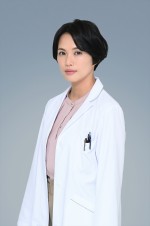 ドラマ『オクトー　～感情捜査官　心野朱梨～』に出演する臼田あさ美