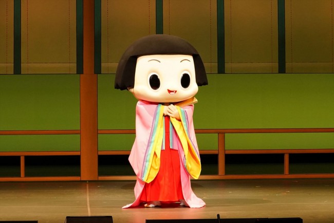 ももクロ佐々木彩夏からのコメントも『チコちゃんに叱られるonSTAGE』30秒予告＆場面写真解禁