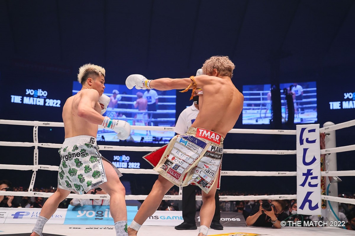 『THE MATCH』対戦表明から6年7ヵ月　那須川天心が判定で武尊に勝利
