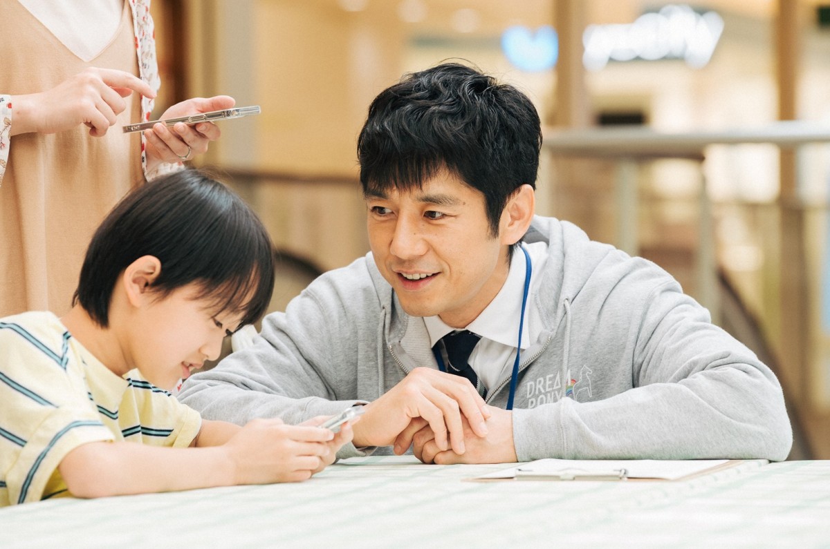 『ユニコーンに乗って』第2話　“小鳥”西島秀俊、小さなトラブルを連発　“佐奈”永野芽郁はイライラ