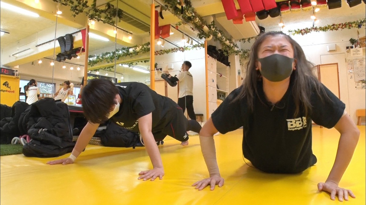 今夜放送『月曜から夜ふかし』SP　フェフ姉さん、キックボクシング大会に初出場！　過酷トレーニングに密着