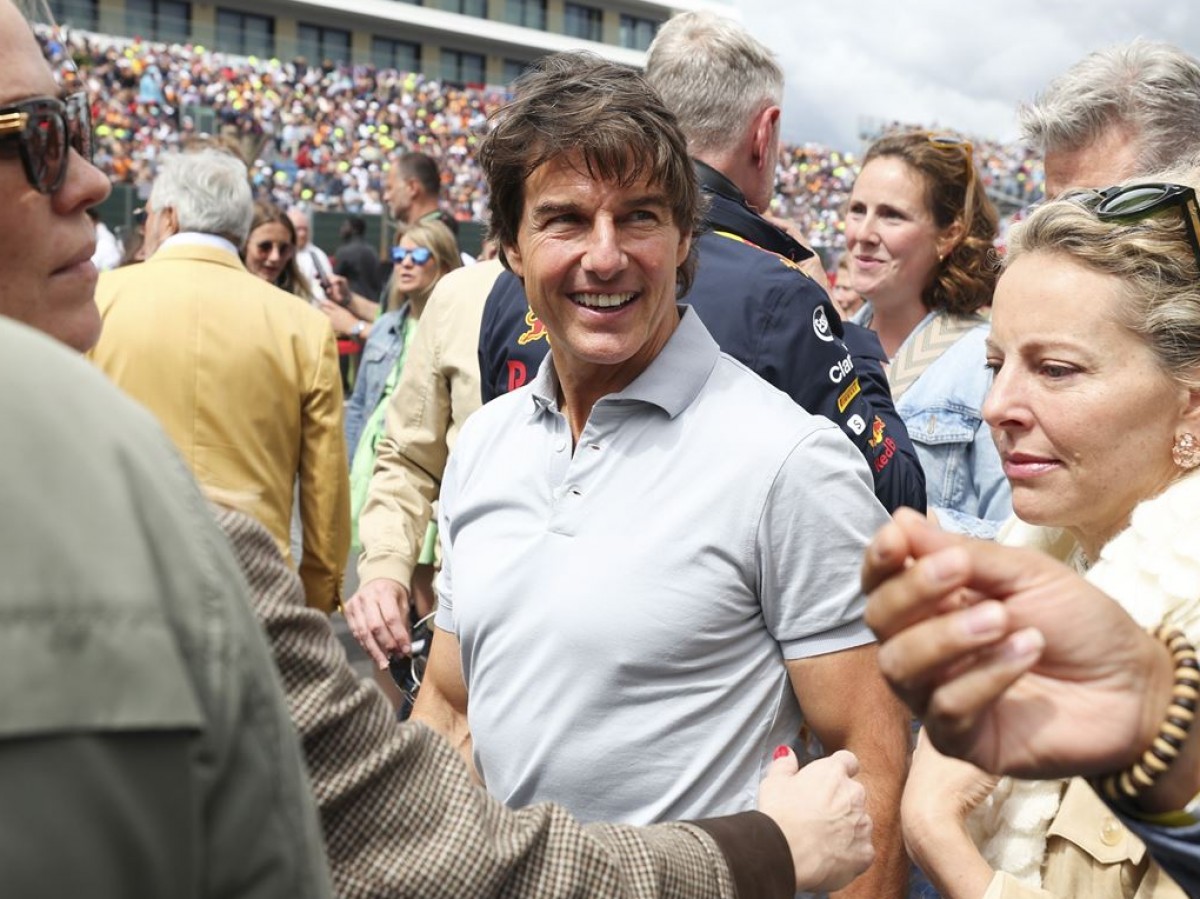 トム・クルーズが60歳に! 誕生日当日はF1イギリスGPを観戦