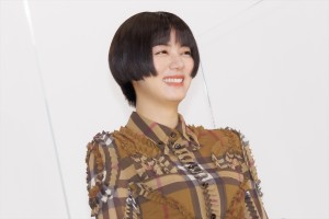 池田エライザ、映画『ハウ』公開記念舞台あいさつに登場