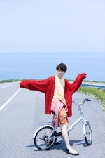 鈴鹿央士、1st写真集が今冬発売　「僕の変化の軌跡をたどっていく感覚で見ていただけたら」