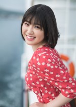 和泉芳怜1st写真集『可憐な芳怜』より