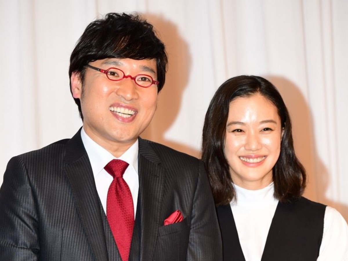 山里亮太、妻・蒼井優が第1子女児を出産　親バカぶりさく裂「ちゃんと待ち受けは娘です」