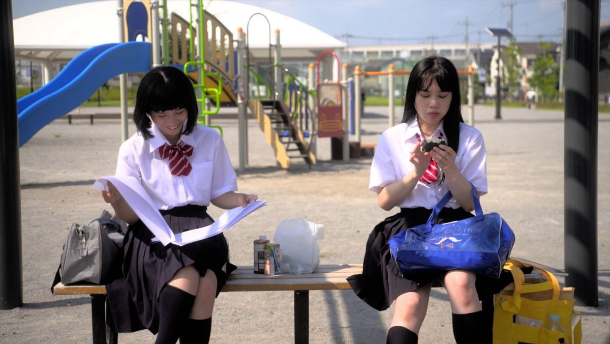 青山泰菜、西野入流佳ら映画『俺と○○○すれば売れる』ポスター＆場面写真＆予告編解禁